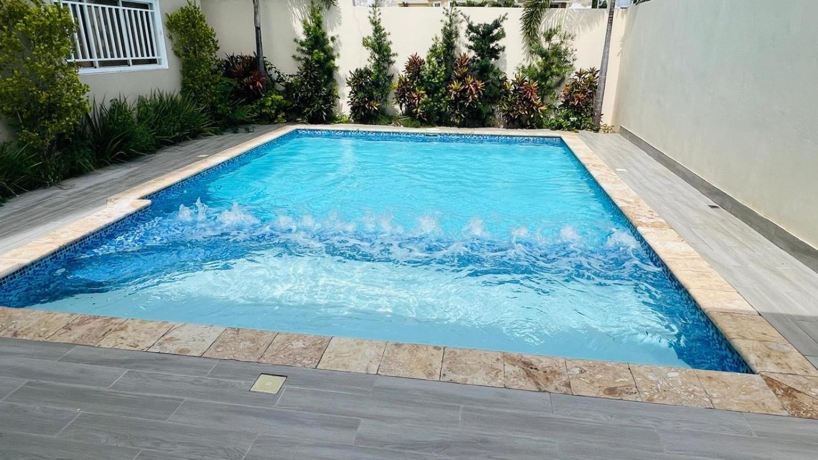 Ambar Luxurious Condo At Caleta ลาโรมานา ภายนอก รูปภาพ