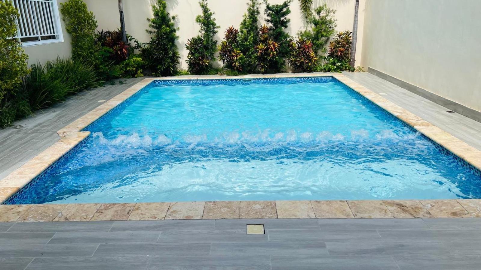 Ambar Luxurious Condo At Caleta ลาโรมานา ภายนอก รูปภาพ
